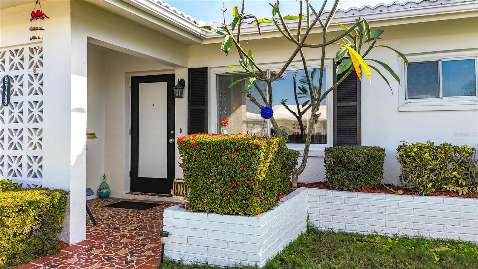 Image 3 of 45 For 9729 36th Way N 4