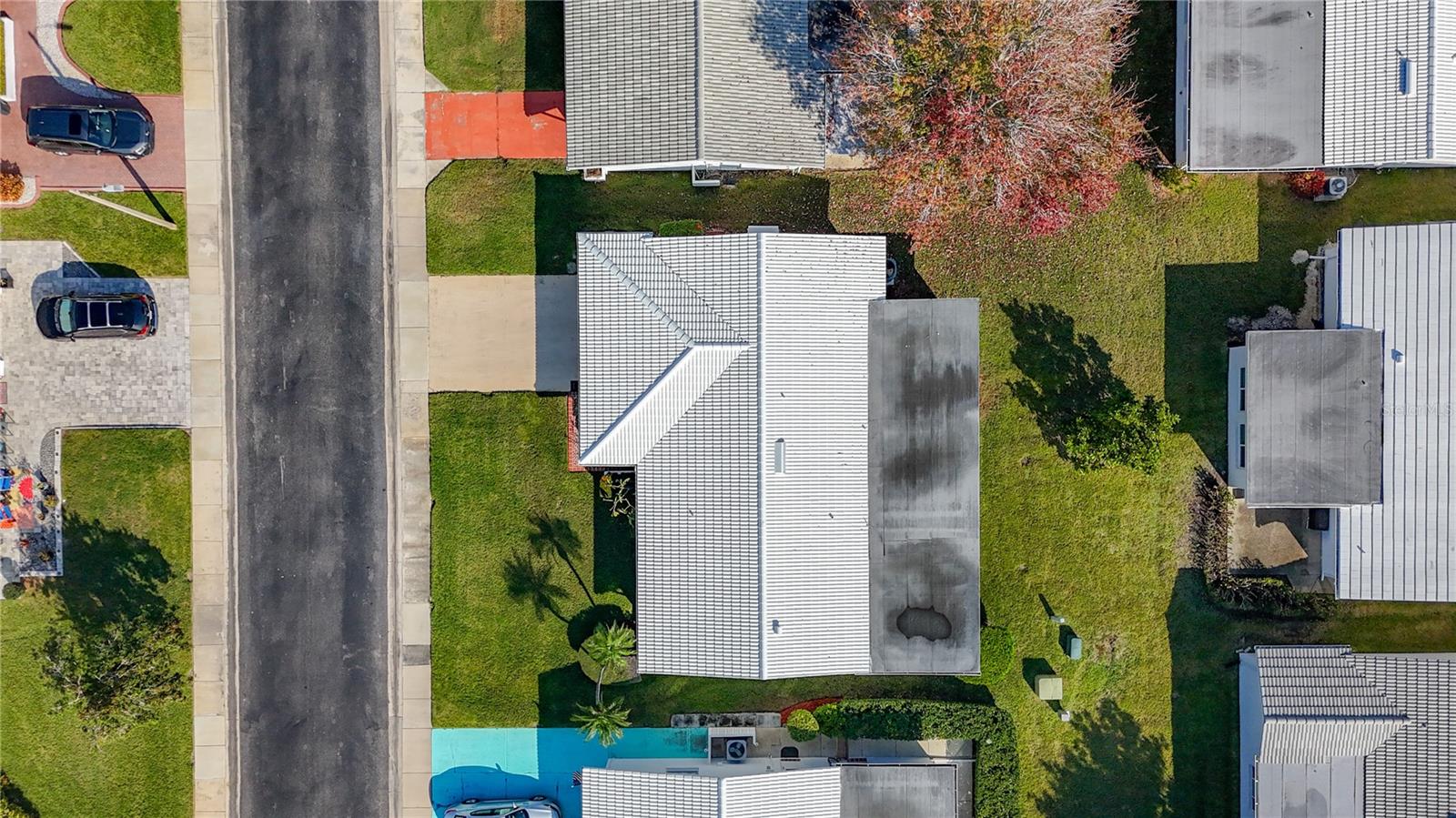 Image 34 of 45 For 9729 36th Way N 4