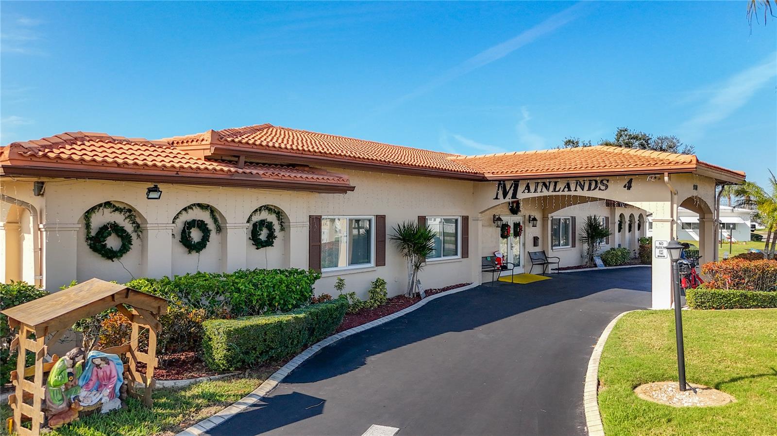 Image 36 of 45 For 9729 36th Way N 4