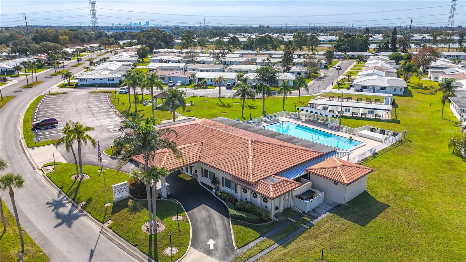 Image 37 of 45 For 9729 36th Way N 4