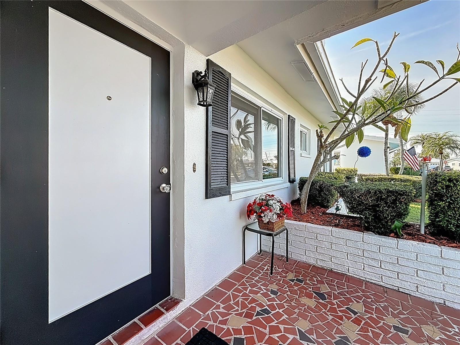 Image 4 of 45 For 9729 36th Way N 4