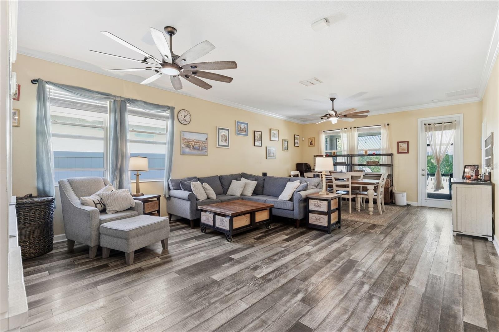 Image 15 of 45 For 21922 Crest Meadow Drive