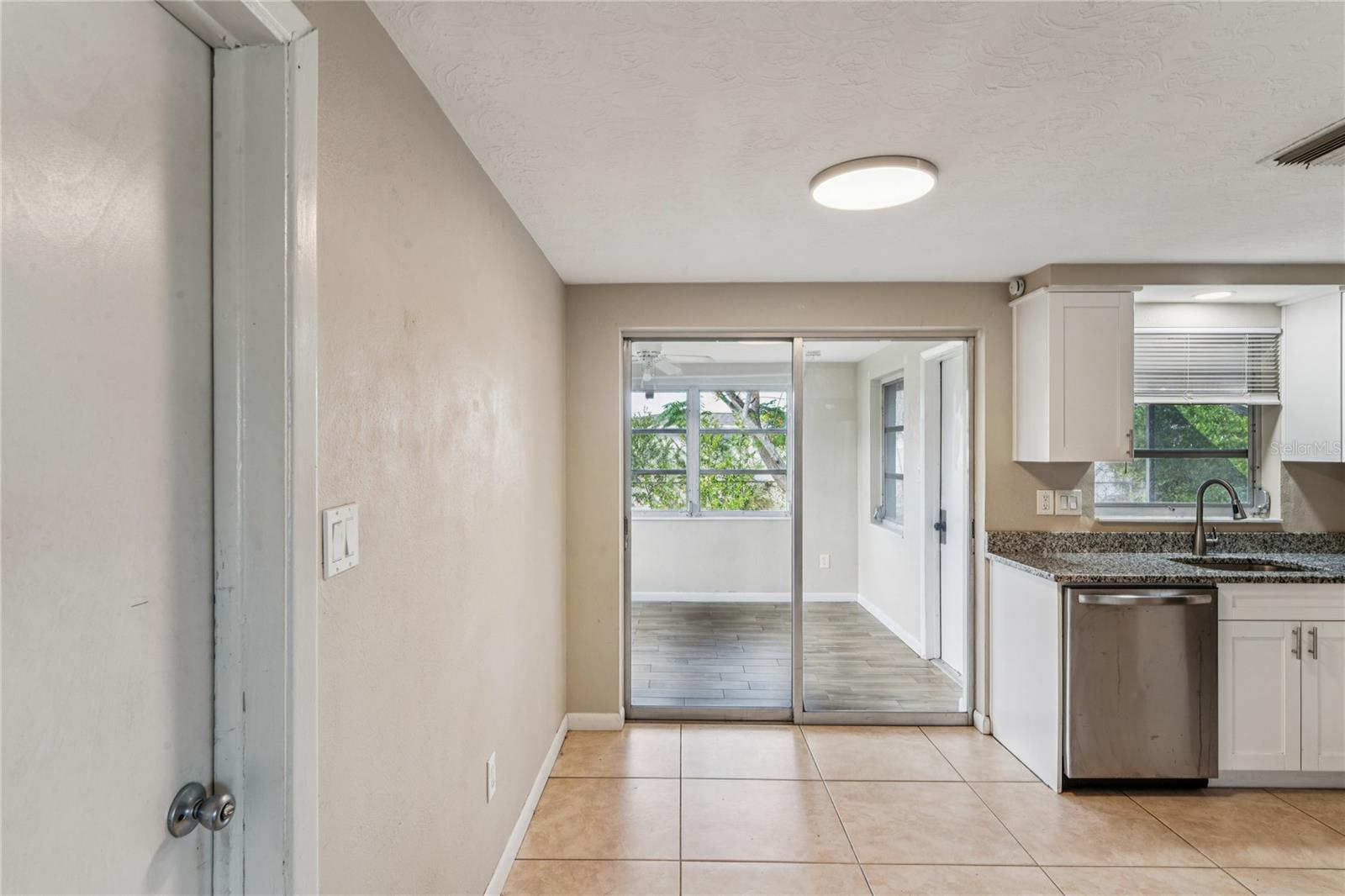 Image 18 of 38 For 4837 Vision Avenue