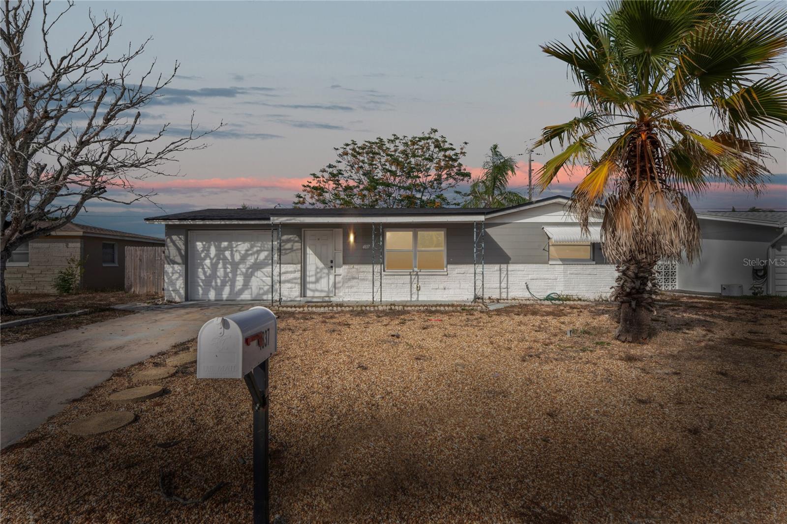 Image 2 of 38 For 4837 Vision Avenue