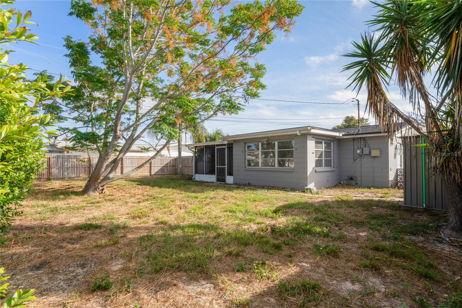 Image 33 of 38 For 4837 Vision Avenue