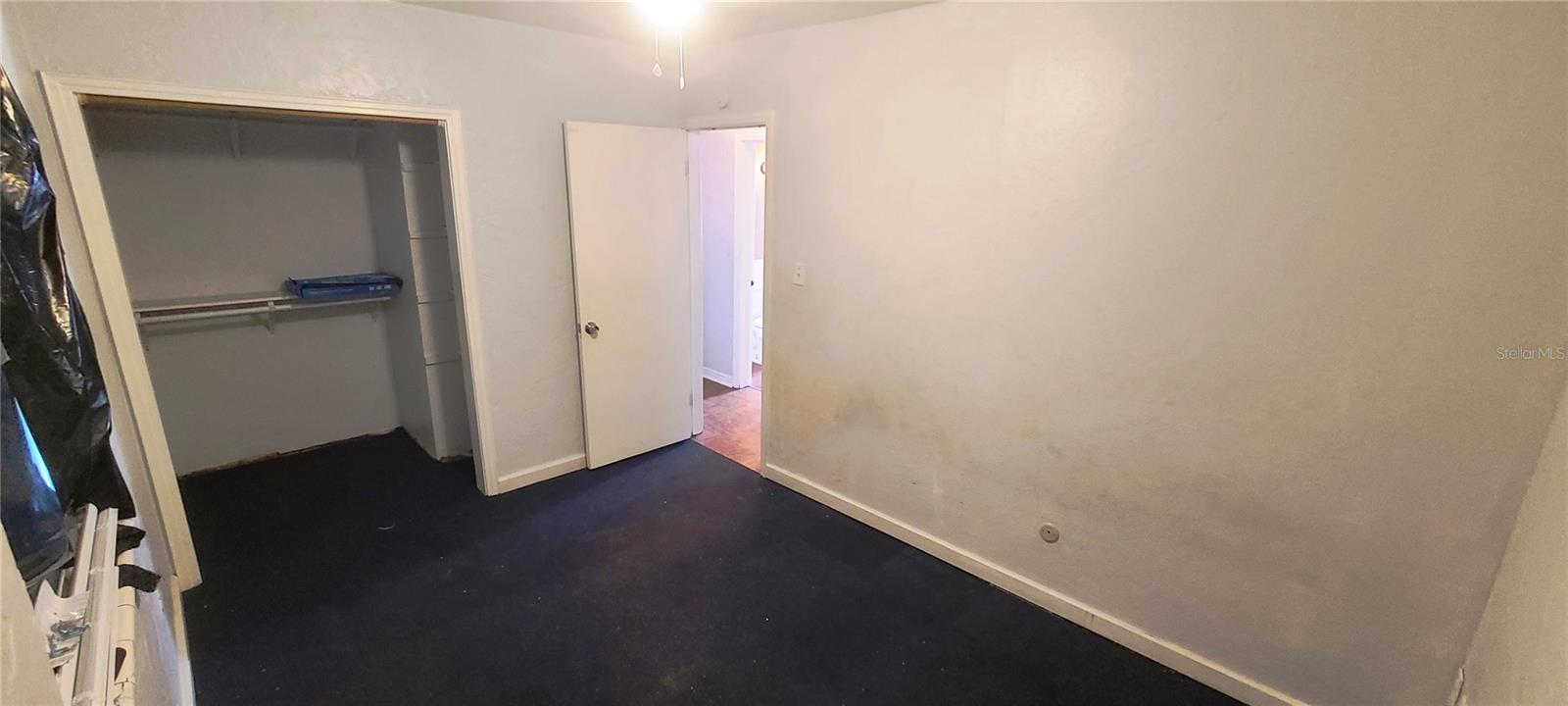 Image 21 of 28 For 210 Linebaugh Avenue