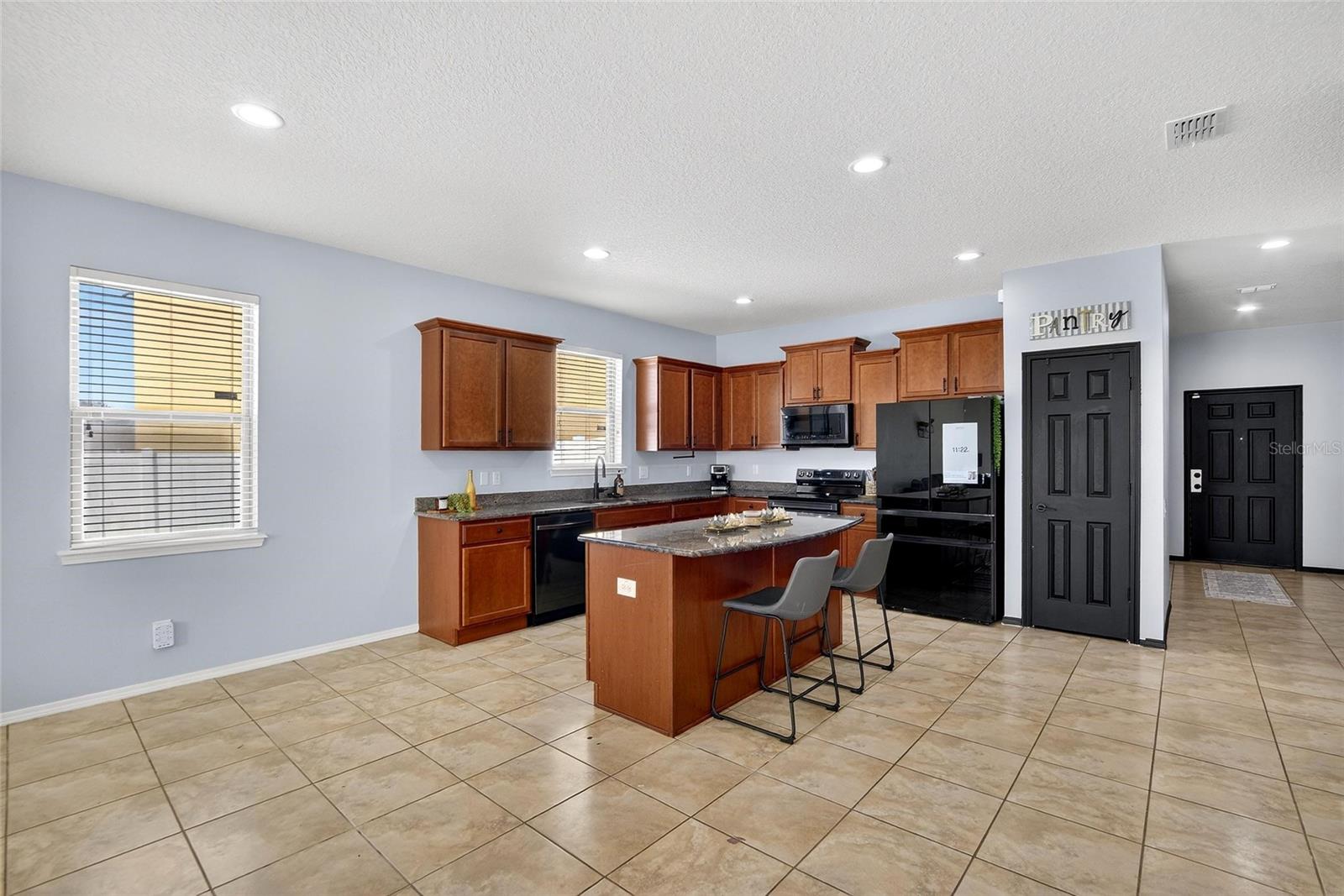 Image 18 of 54 For 653 Petal Mist Lane