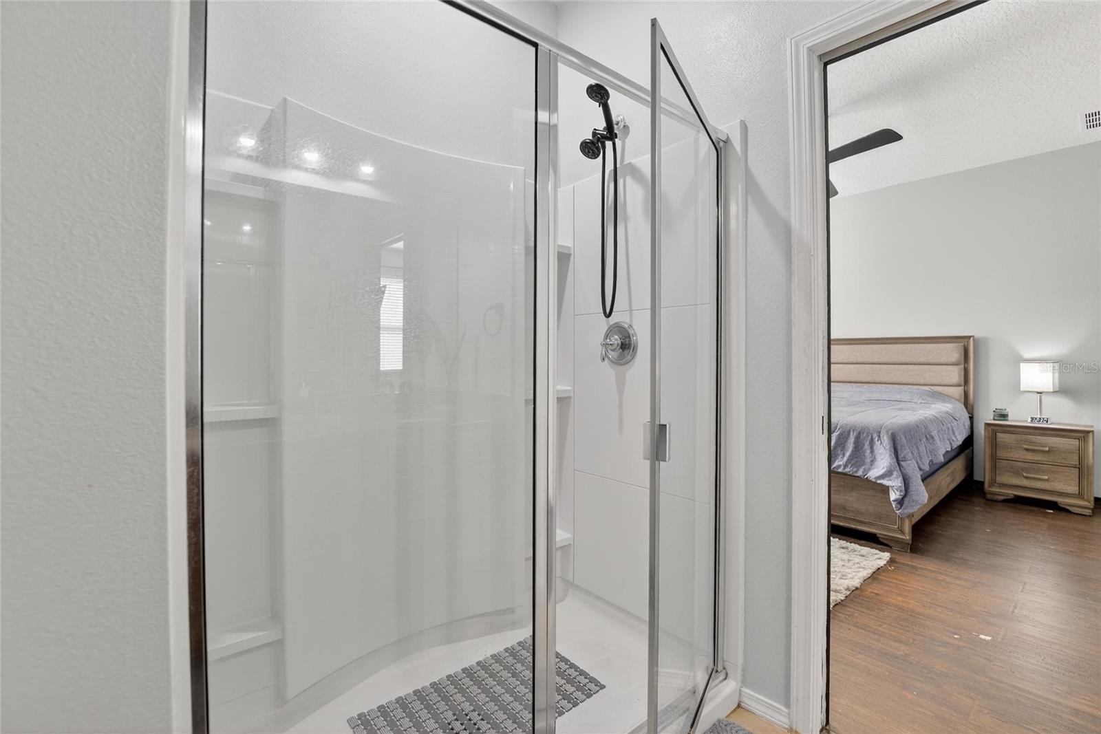 Image 25 of 54 For 653 Petal Mist Lane