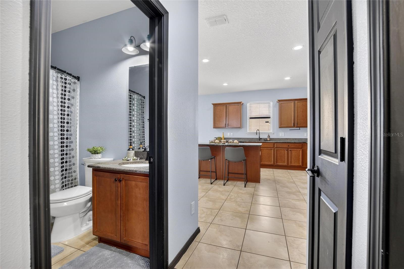 Image 34 of 54 For 653 Petal Mist Lane