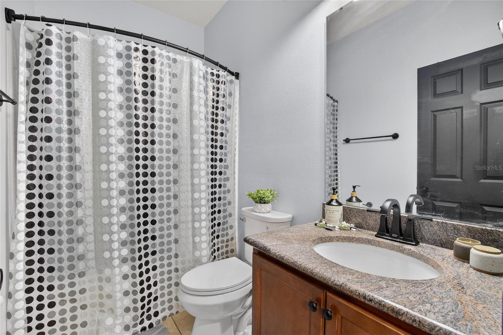 Image 35 of 54 For 653 Petal Mist Lane