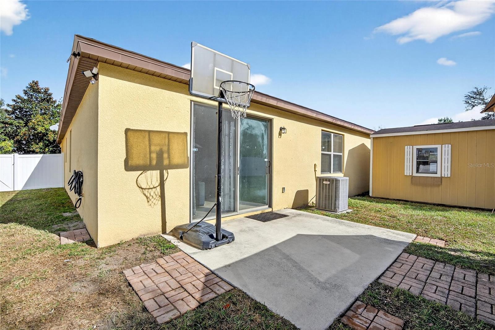 Image 36 of 54 For 653 Petal Mist Lane