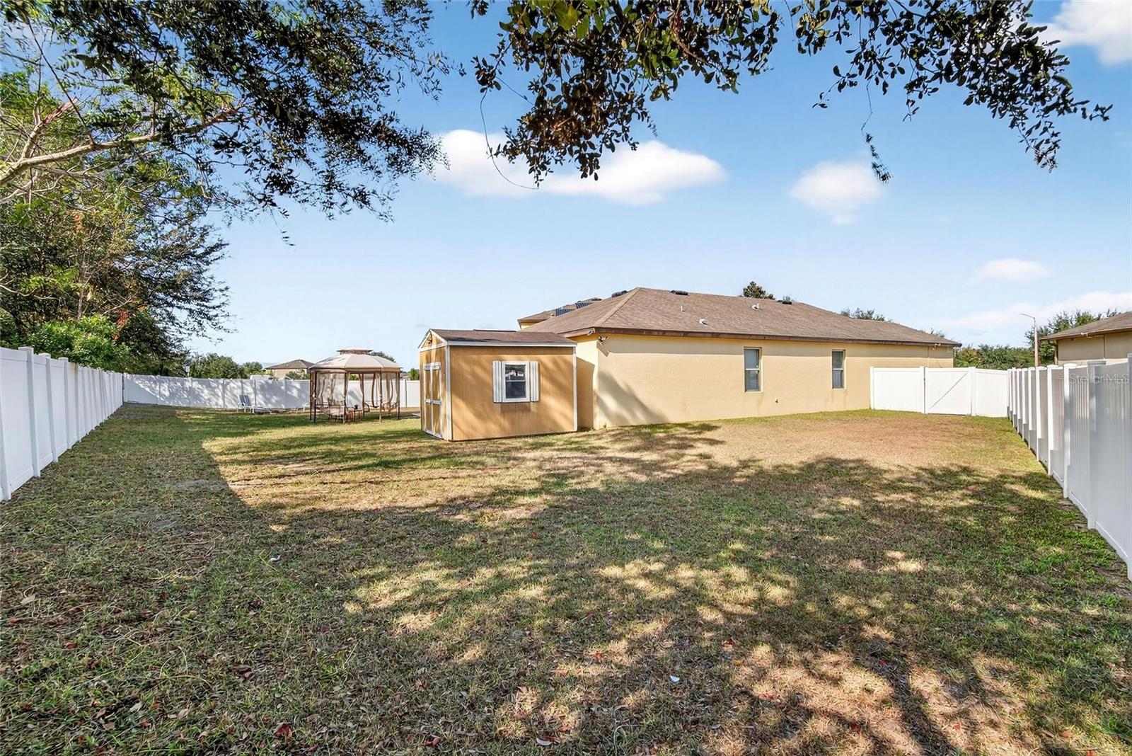 Image 41 of 54 For 653 Petal Mist Lane