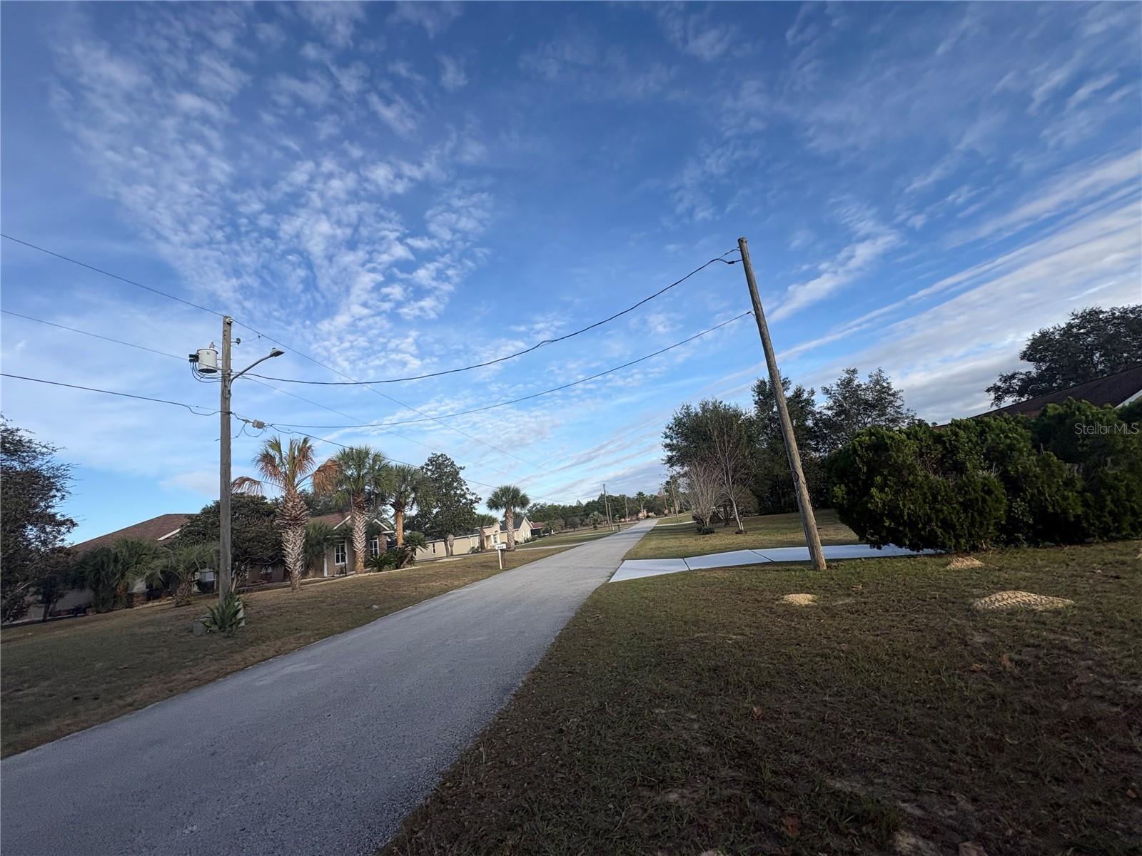 Image 9 of 25 For 756 Bismark Street