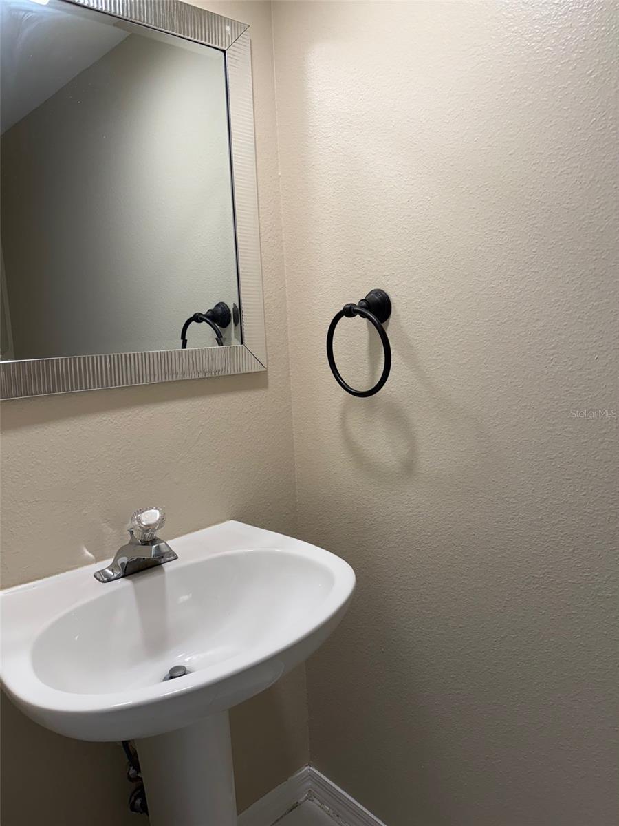 Image 12 of 27 For 8503 Manassas Road