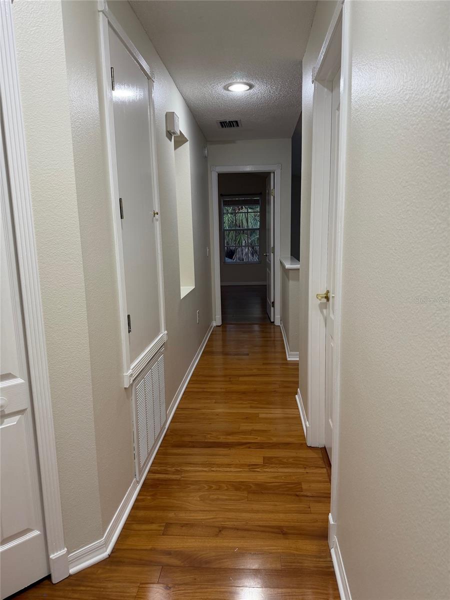 Image 14 of 27 For 8503 Manassas Road