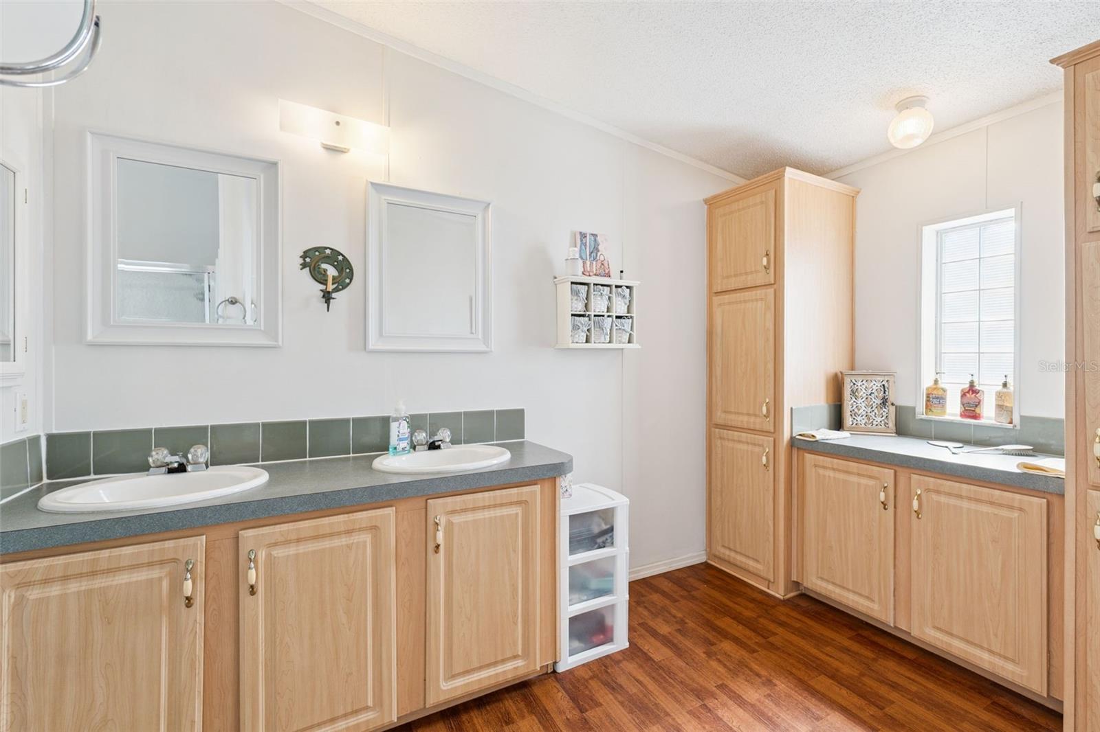 Image 15 of 47 For 294 Cesara Estates Loop