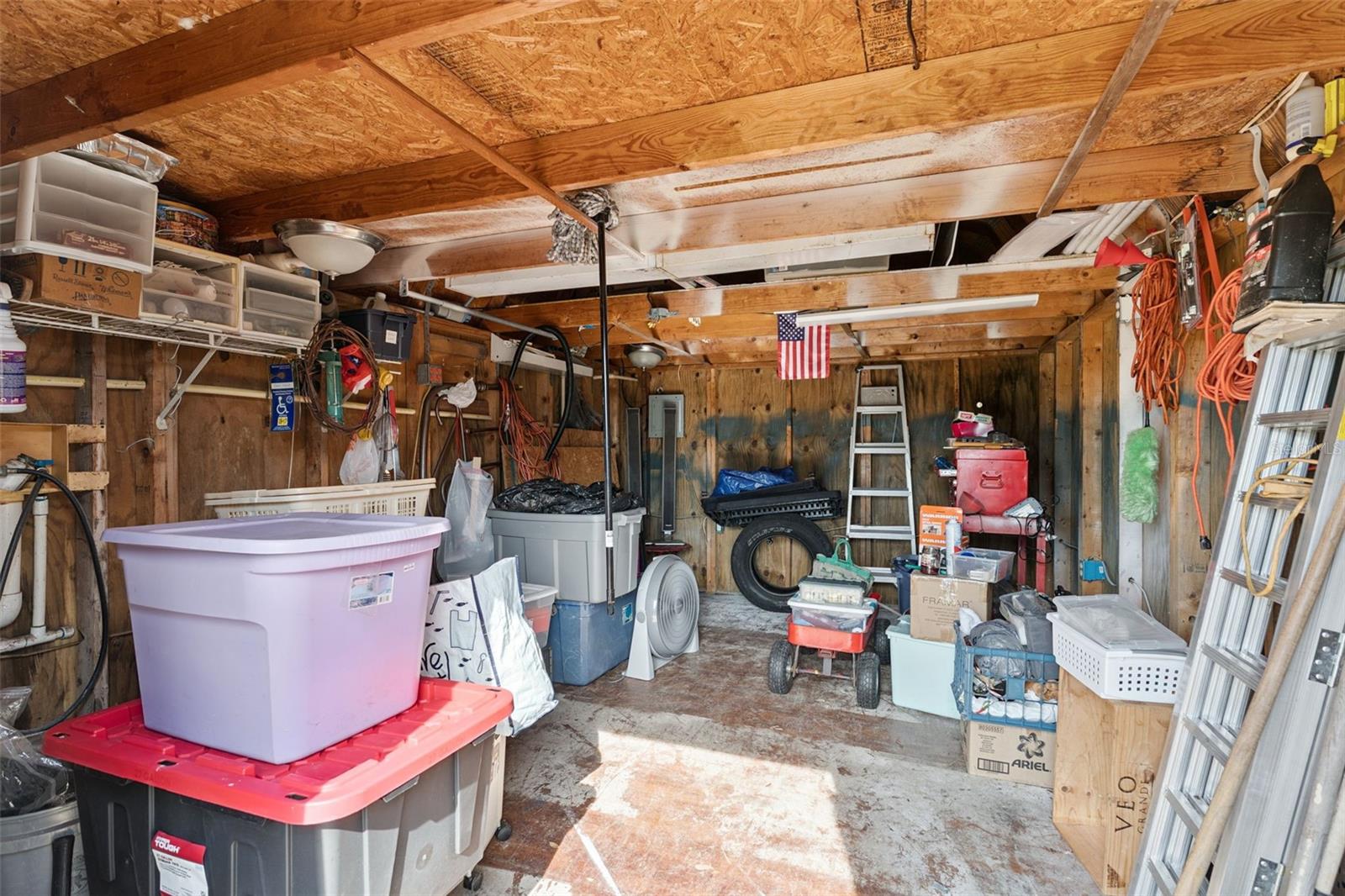 Image 31 of 47 For 294 Cesara Estates Loop