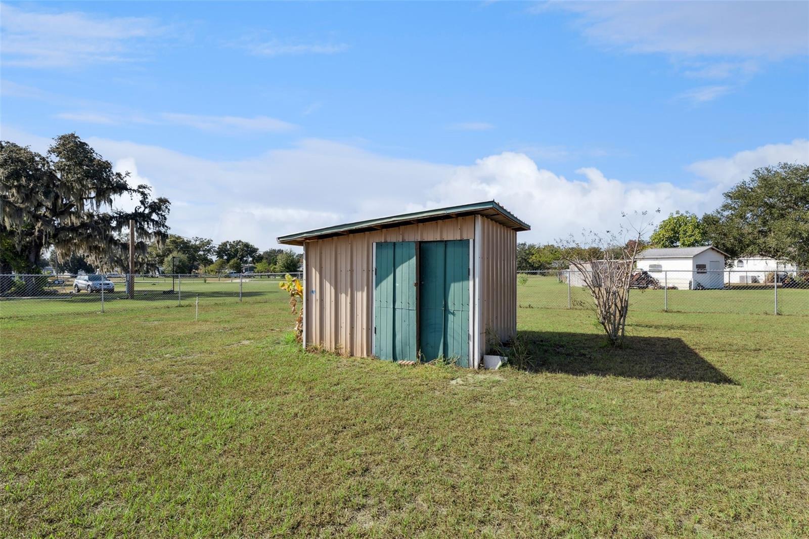 Image 35 of 47 For 294 Cesara Estates Loop