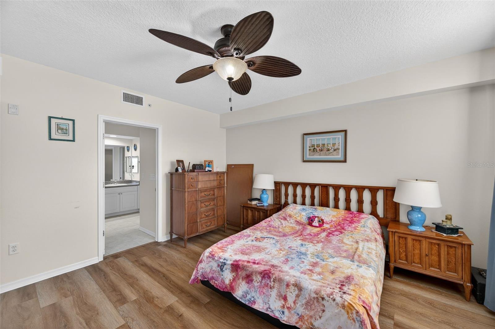 Image 29 of 37 For 960 Starkey Road 2302