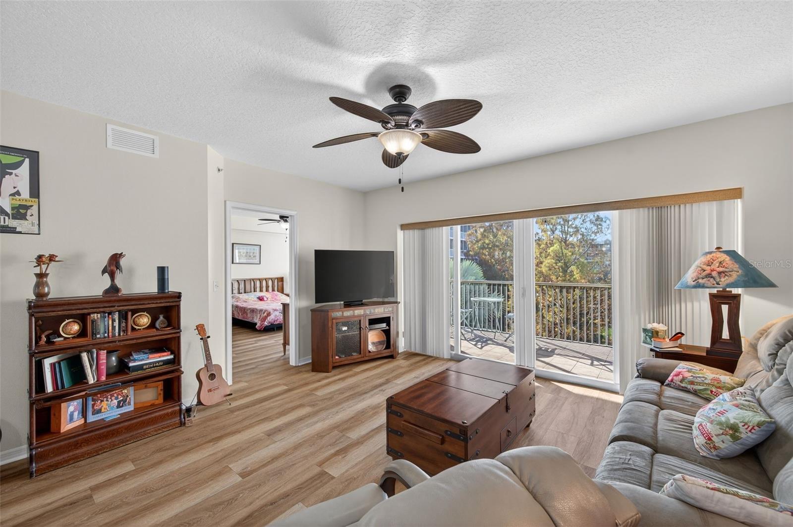 Image 5 of 37 For 960 Starkey Road 2302