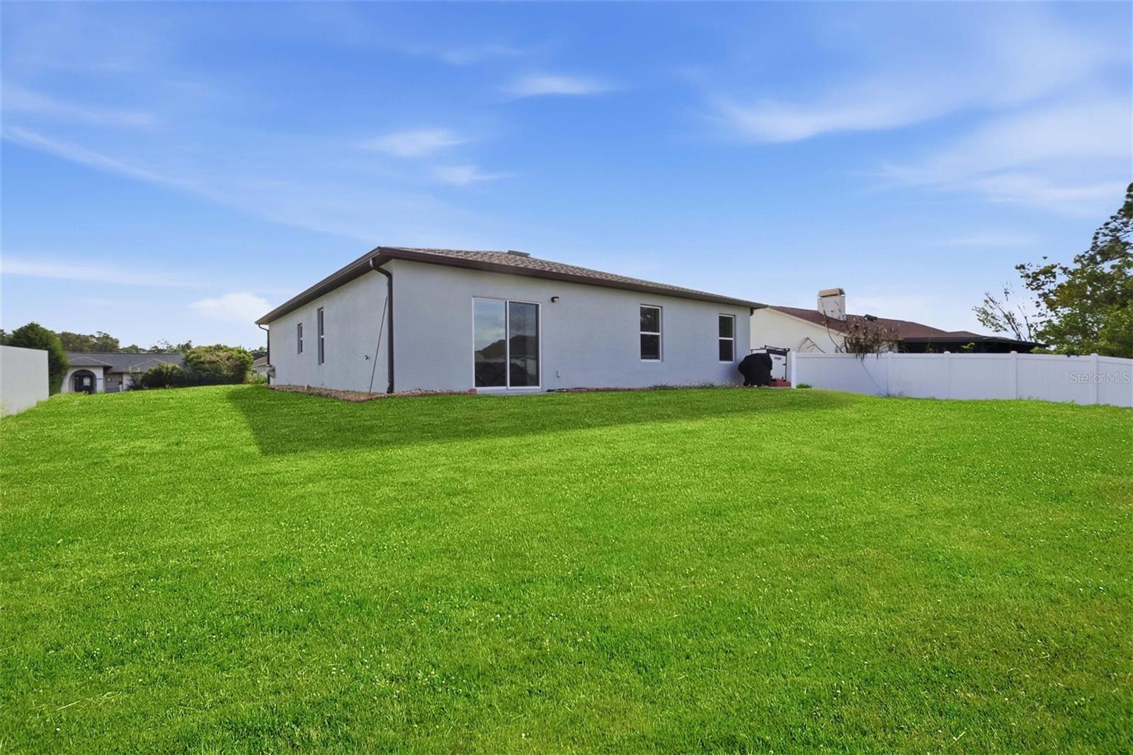 Image 25 of 26 For 5189 Roble Avenue