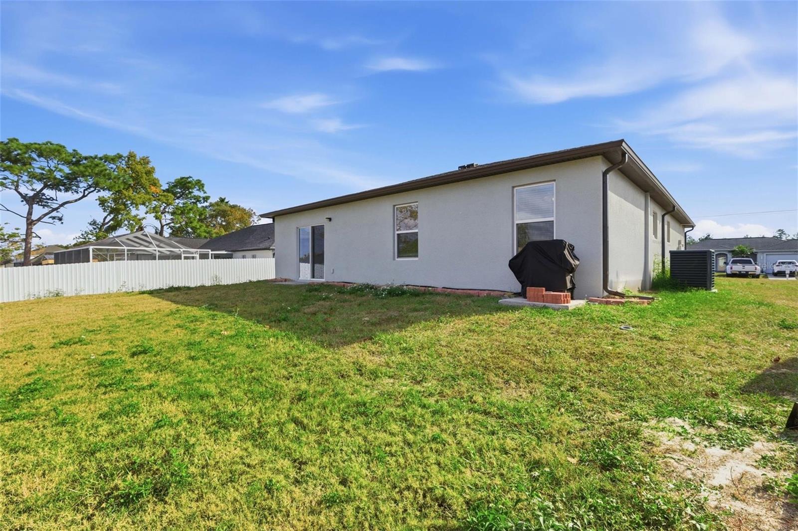 Image 26 of 26 For 5189 Roble Avenue