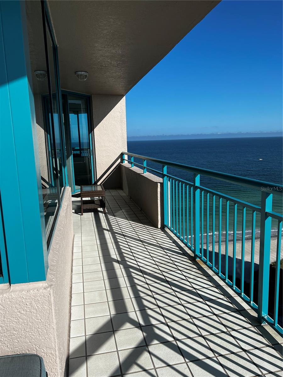 Image 23 of 60 For 1540 Gulf Boulevard 1707