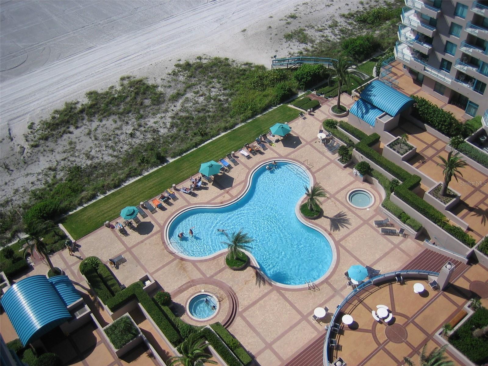 Image 48 of 60 For 1540 Gulf Boulevard 1707