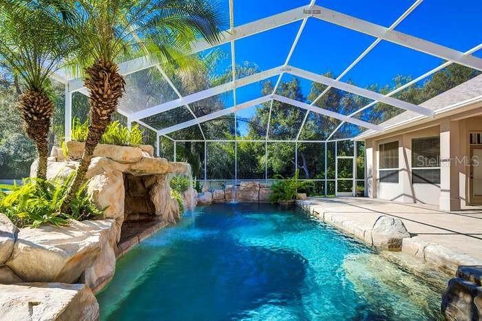 Image 4 of 75 For 13624 Cooper Road