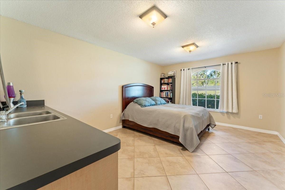 Image 44 of 75 For 13624 Cooper Road