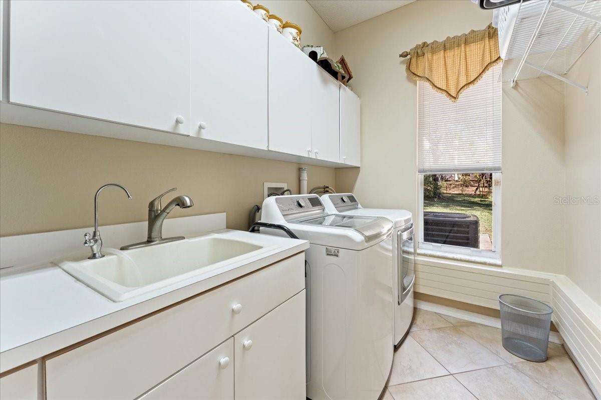 Image 47 of 75 For 13624 Cooper Road