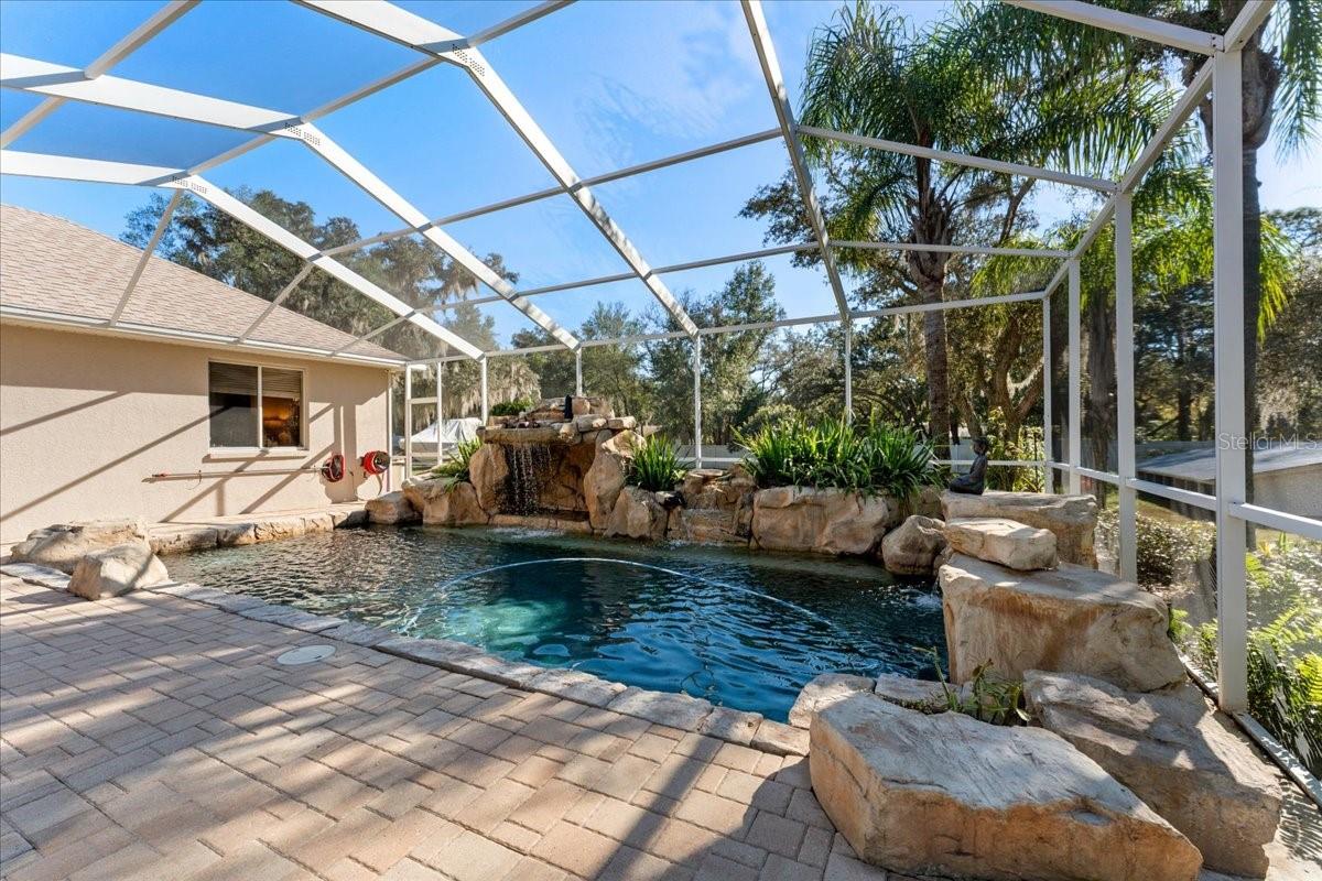 Image 50 of 75 For 13624 Cooper Road