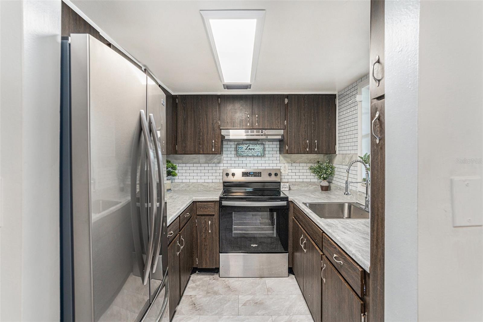 Image 12 of 26 For 5245 Amulet Drive 208