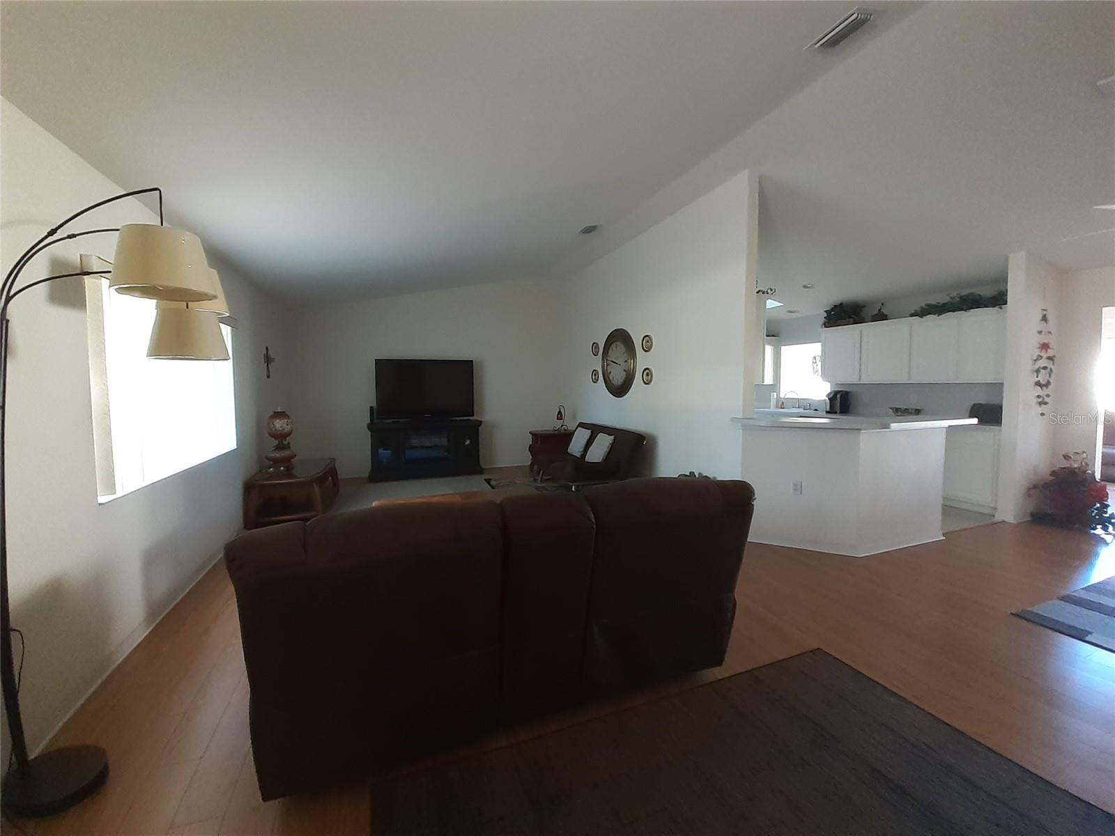 Image 4 of 25 For 11655 140th Lane