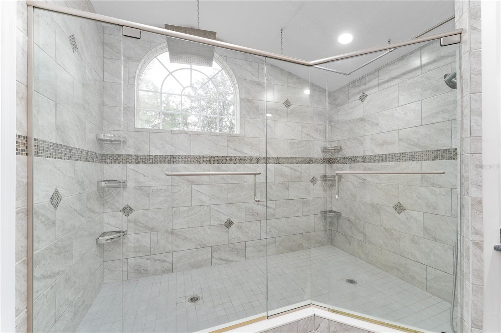 Image 26 of 58 For 4829 60th Terrace