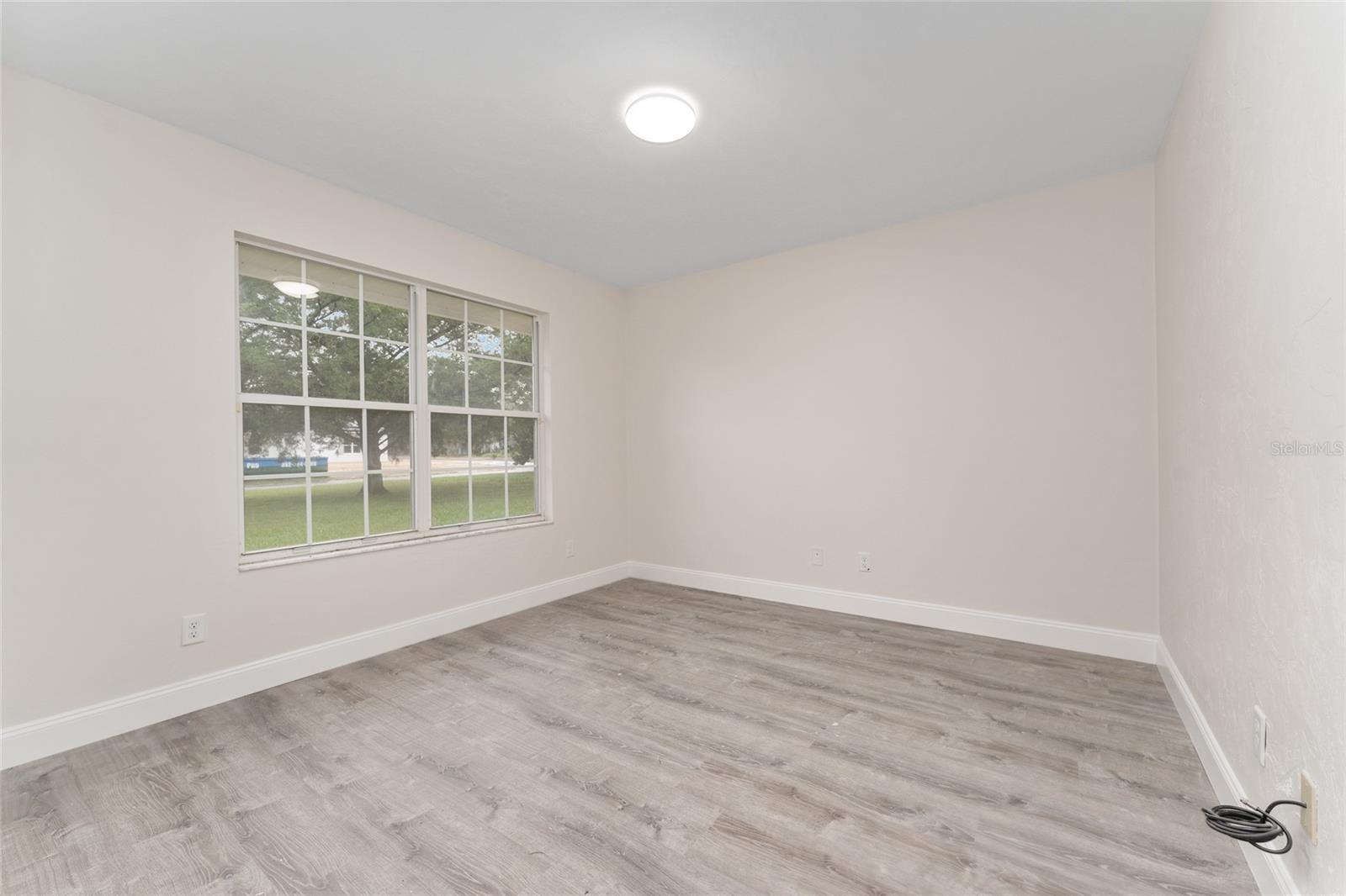 Image 29 of 58 For 4829 60th Terrace