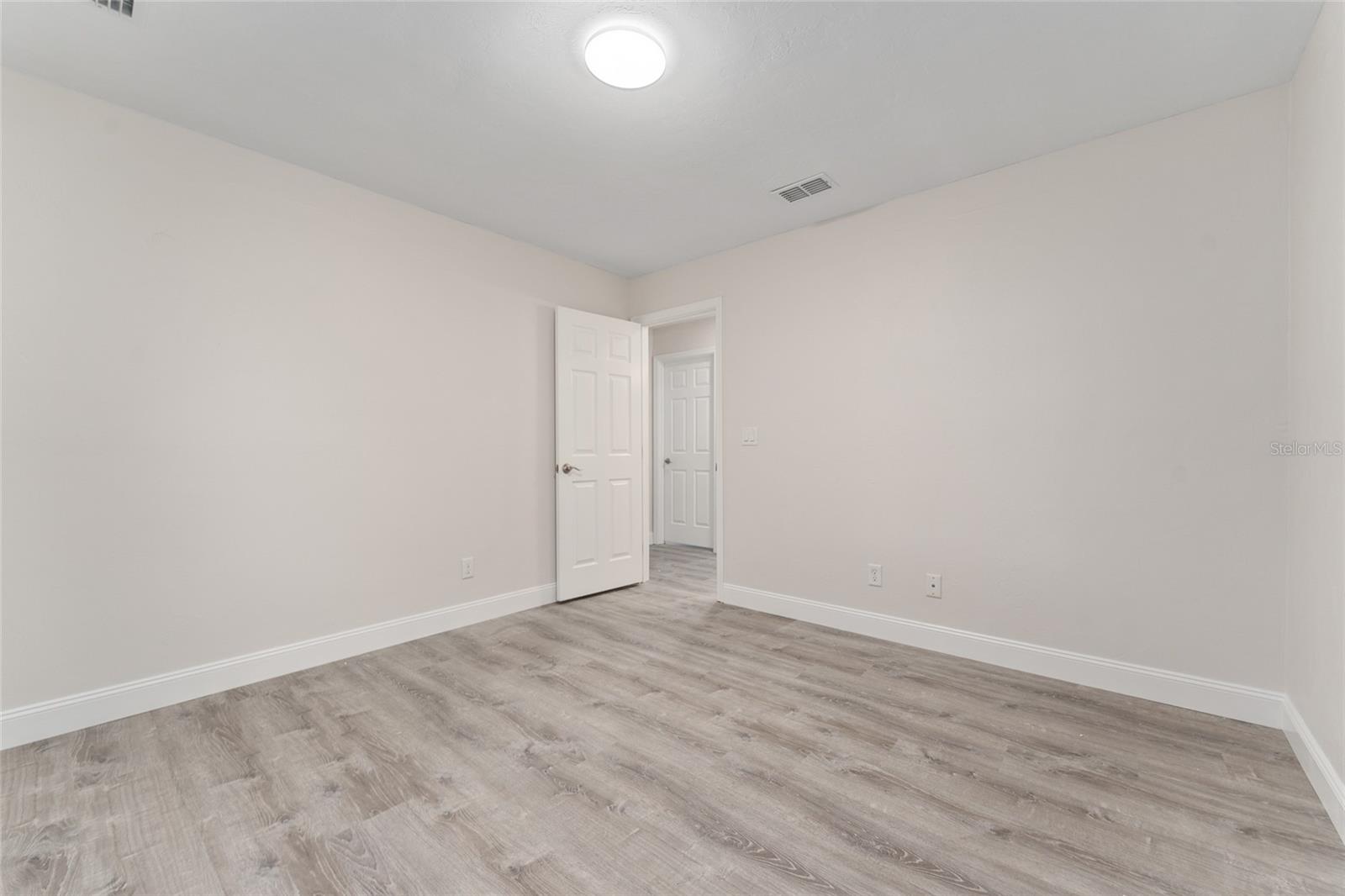 Image 32 of 58 For 4829 60th Terrace