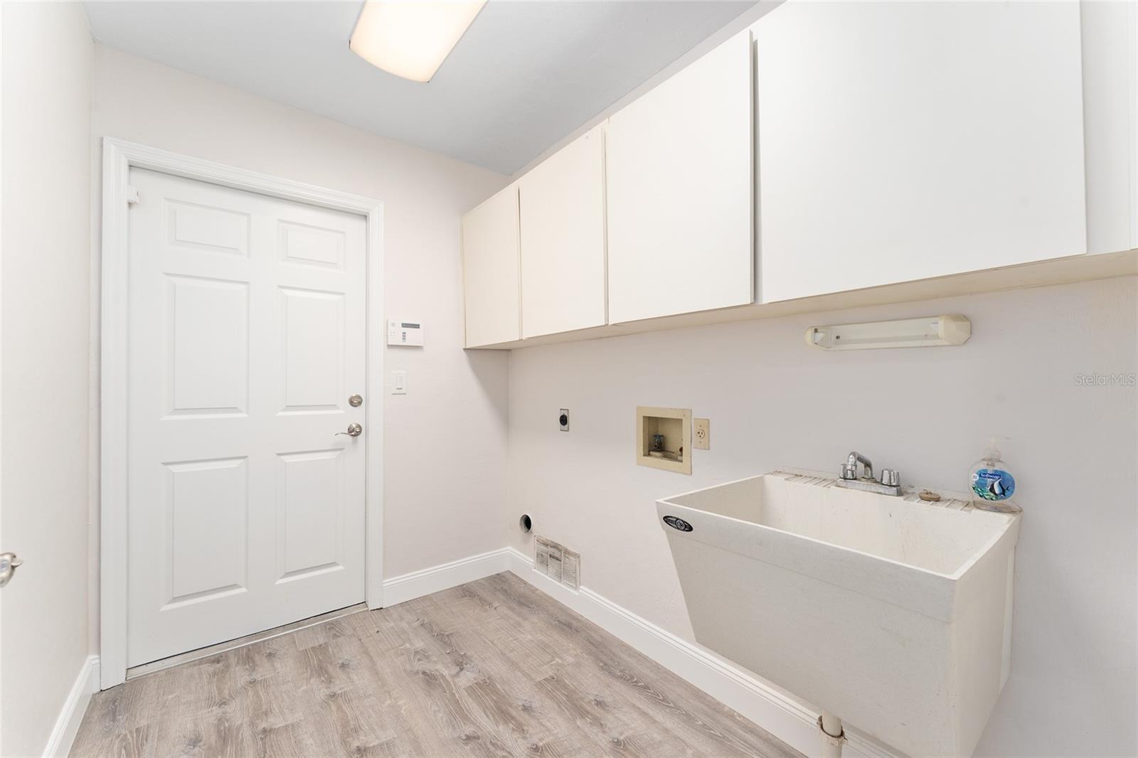 Image 35 of 58 For 4829 60th Terrace