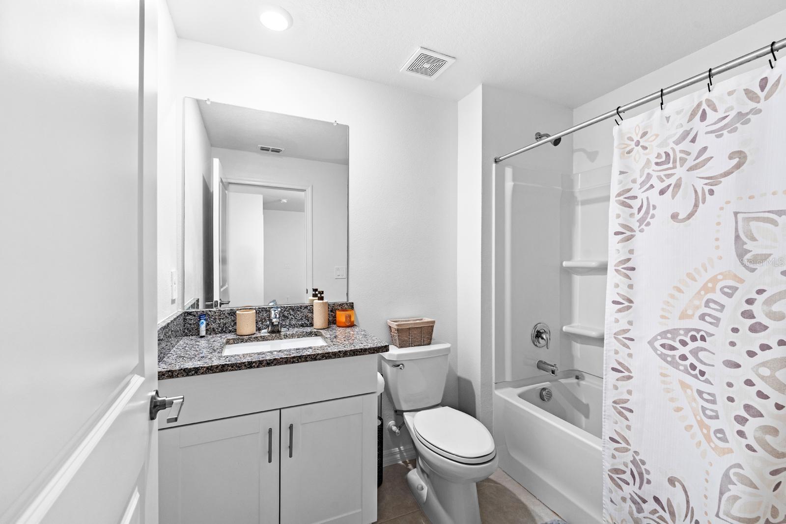 Image 17 of 36 For 10305 Trumpet Honeysuckle Way