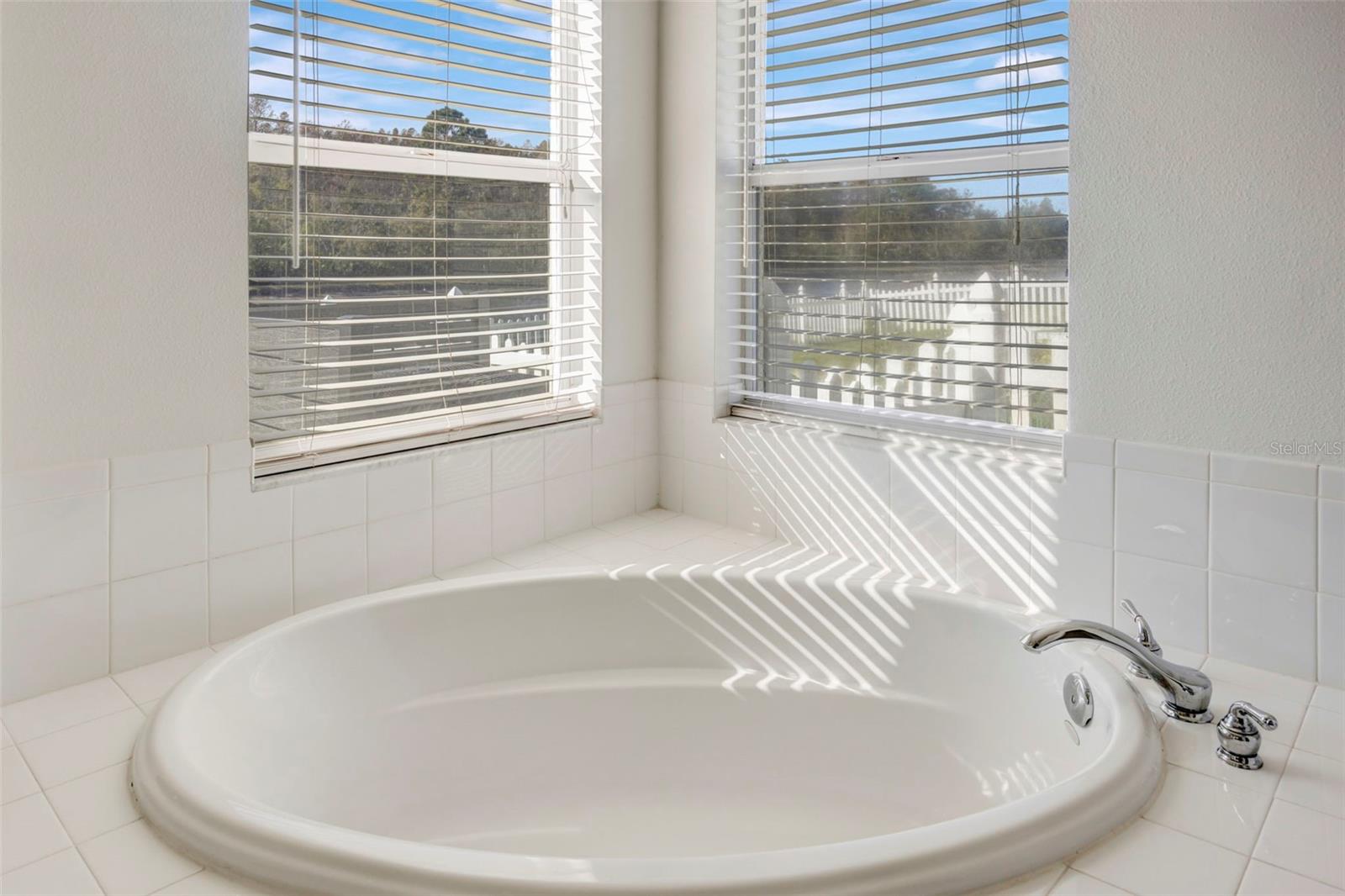 Image 22 of 61 For 19026 Fishermans Bend Drive