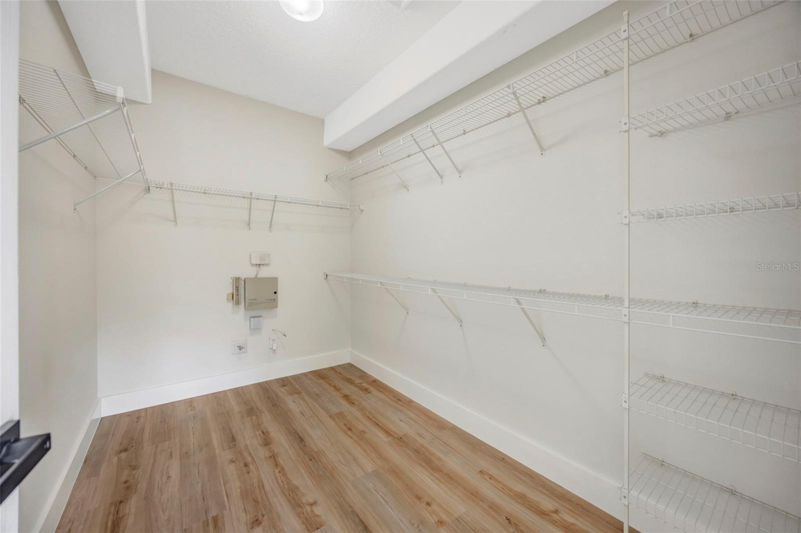 Image 24 of 61 For 19026 Fishermans Bend Drive