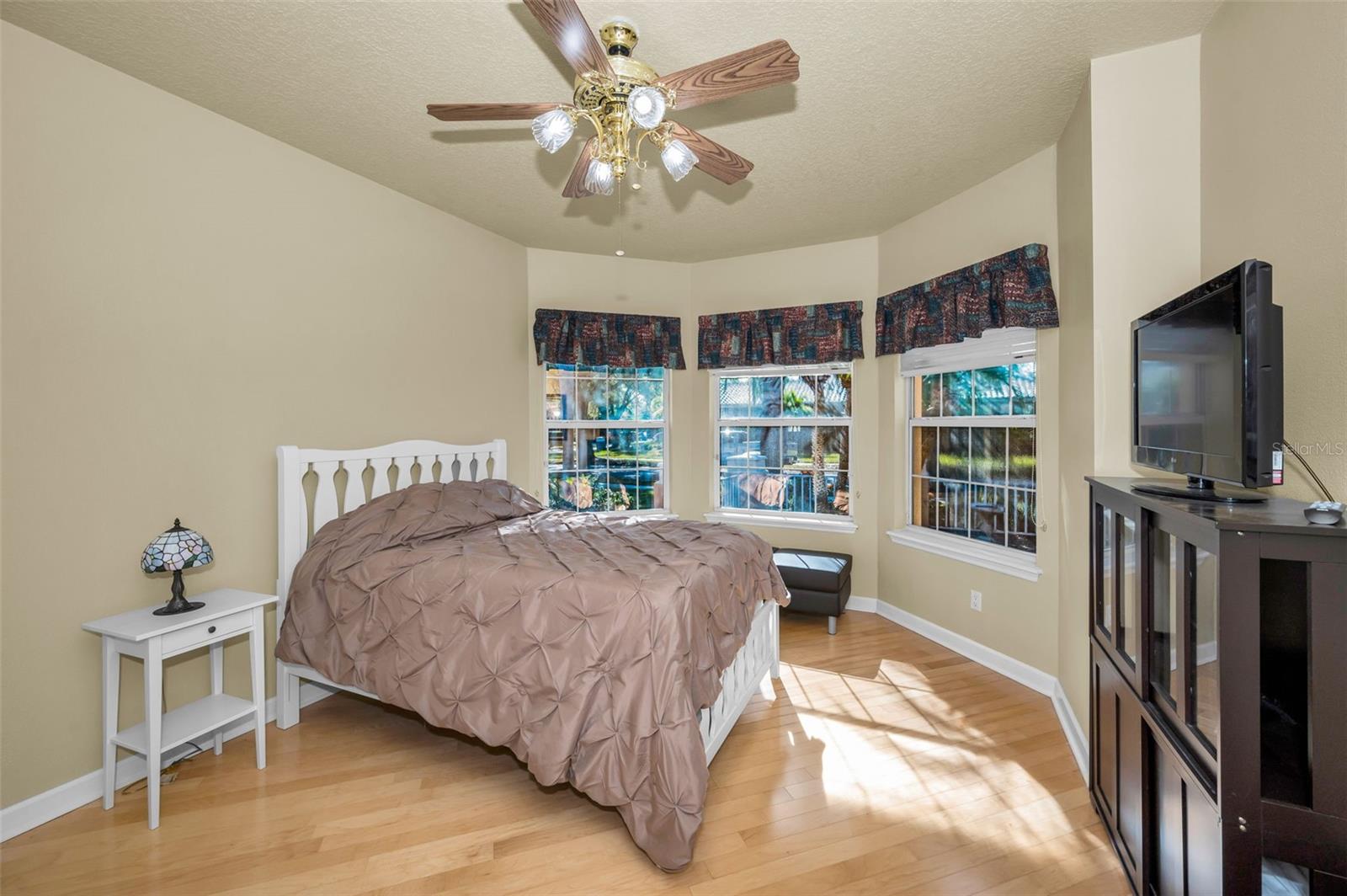 Image 18 of 36 For 9865 Sago Point Drive