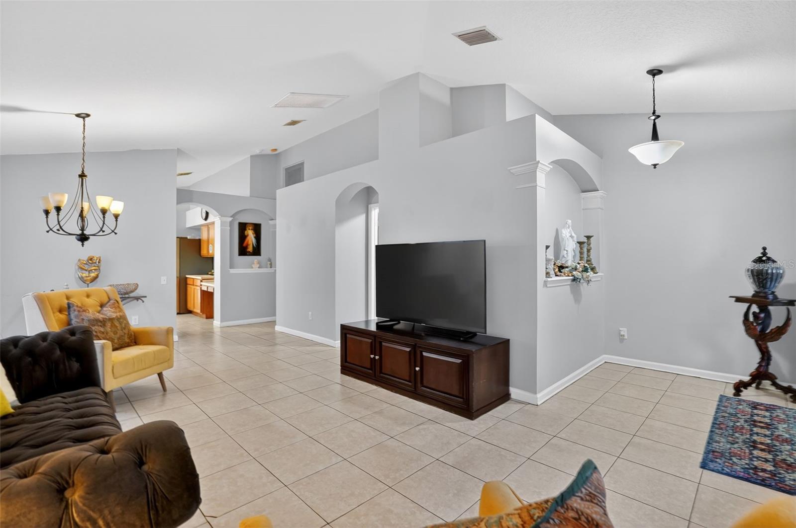 Image 4 of 27 For 11519 Misty Isle Lane