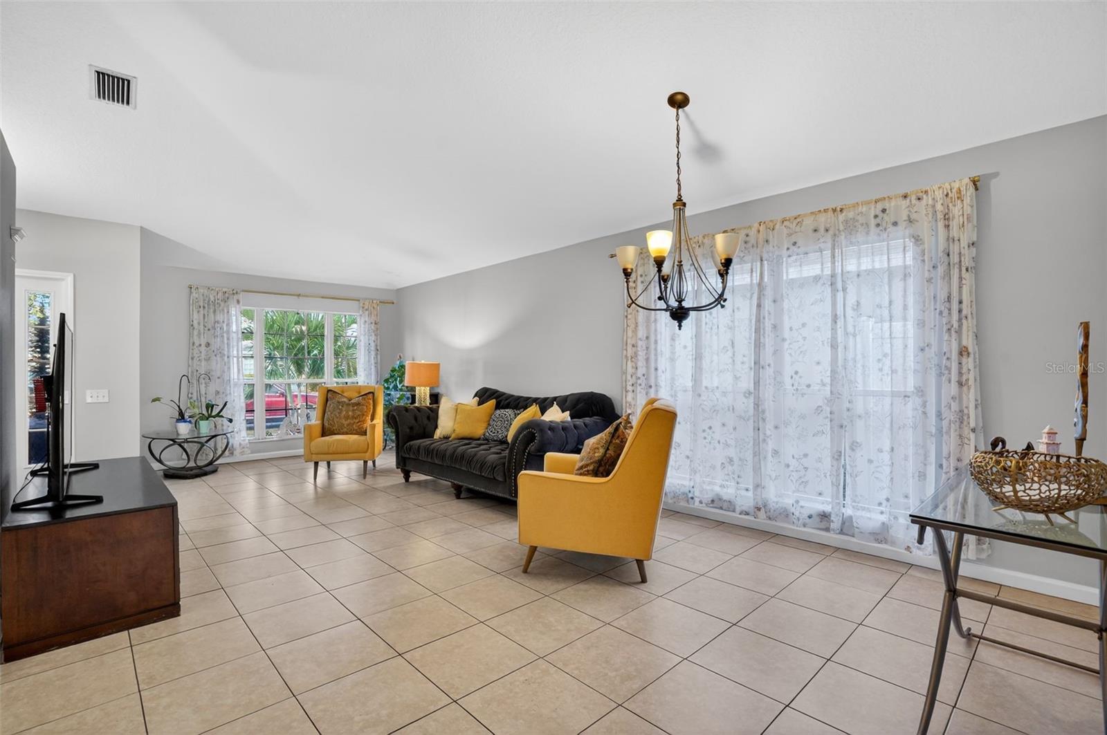 Image 5 of 27 For 11519 Misty Isle Lane