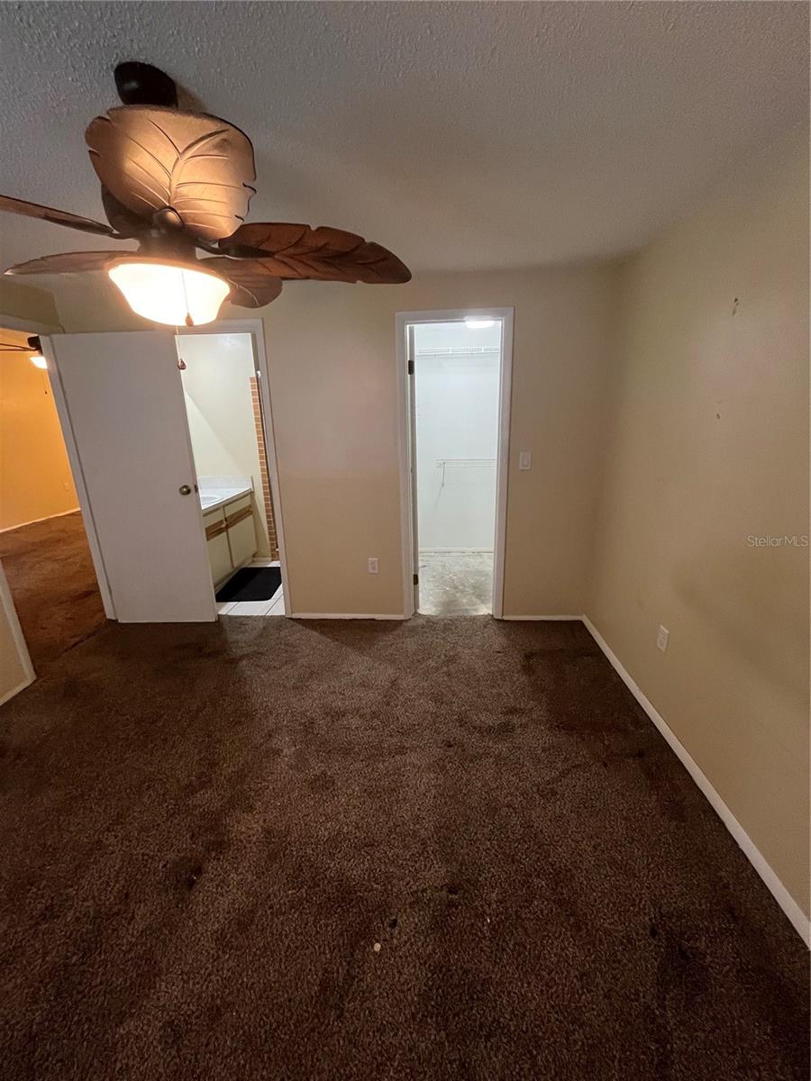 Image 13 of 28 For 211 Corkwood Lane