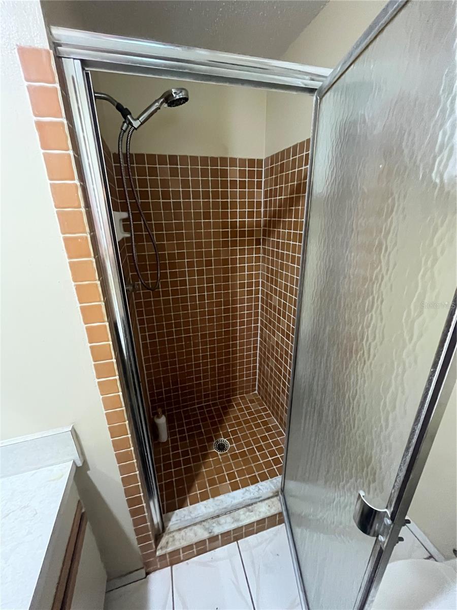 Image 17 of 28 For 211 Corkwood Lane