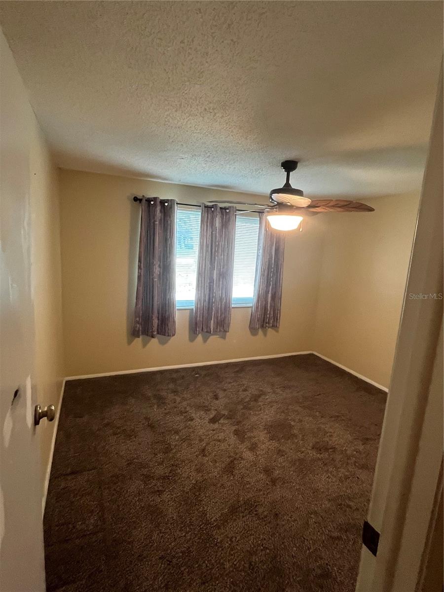 Image 18 of 28 For 211 Corkwood Lane