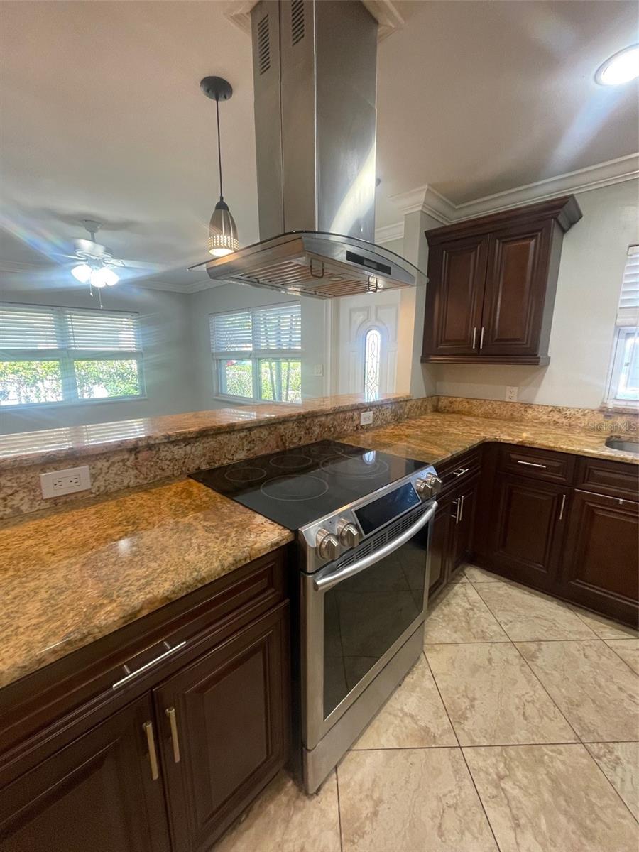 Image 4 of 15 For 4016 Carmen Street