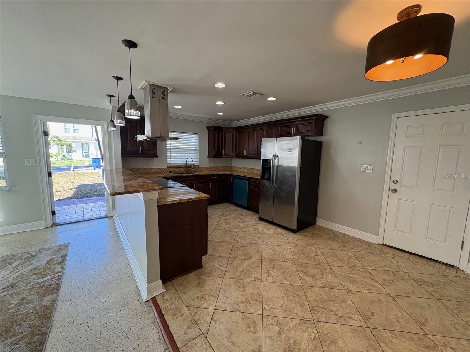 Image 6 of 15 For 4016 Carmen Street