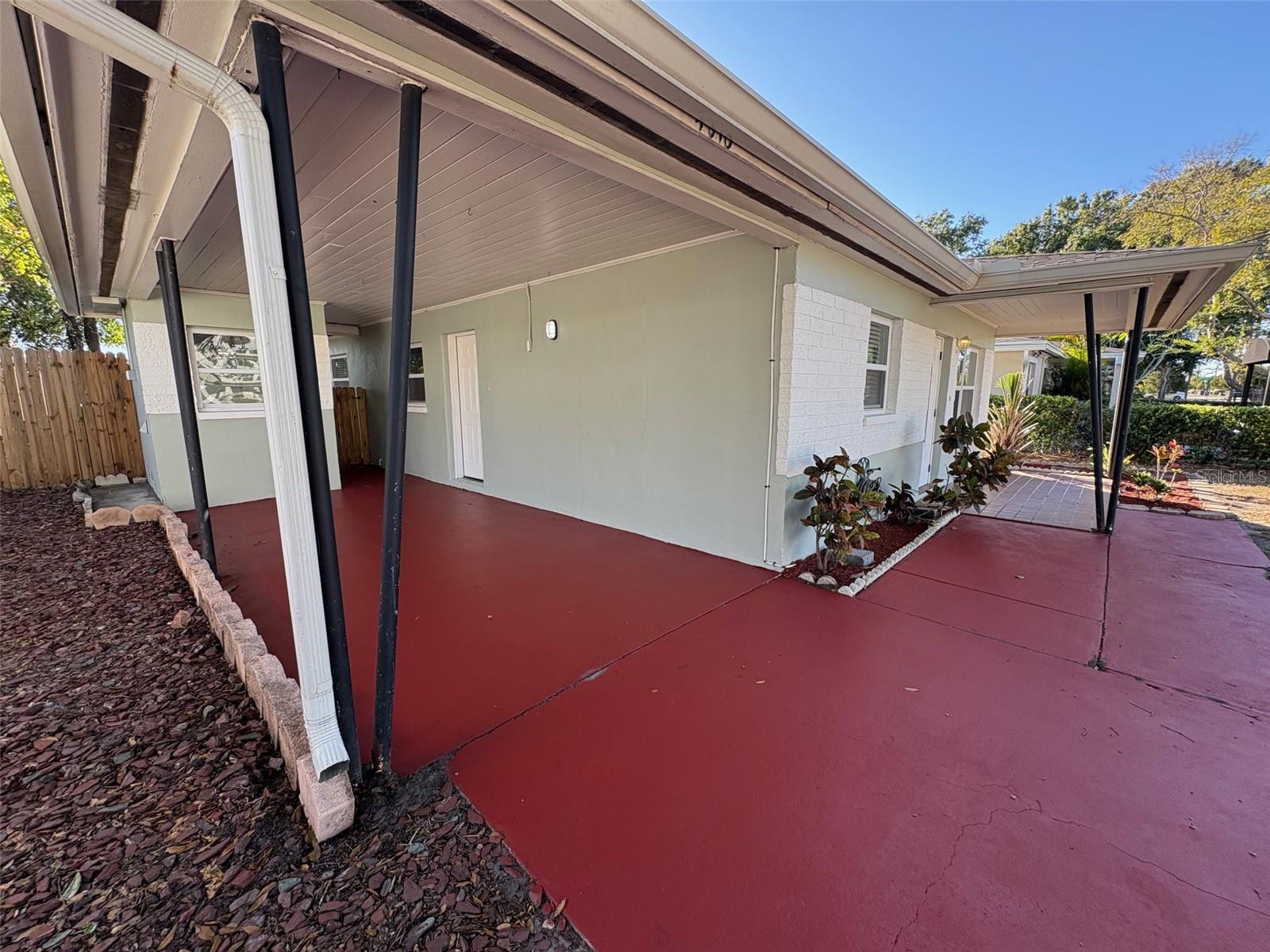 Image 7 of 15 For 4016 Carmen Street